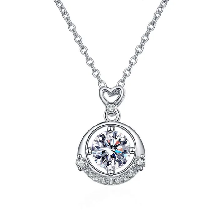 Trendolla Jewelry Little Heart Four Claw Crown Moissanite Necklace Necklaces Trendolla Jewelry Little Heart Four Claw Crown Moissanite Necklace Necklaces