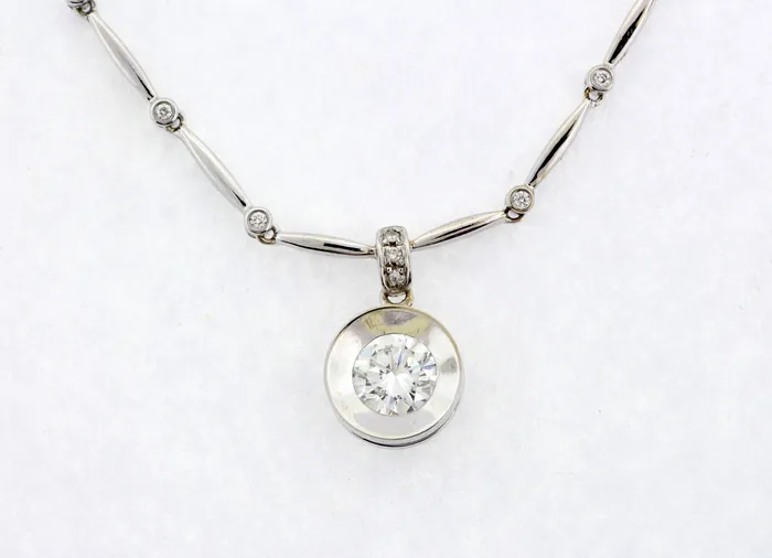 FULLERS PURCHASE FROM PUBLIC Necklaces 14KW 127 CTTW DIAMOND NECKLACE 90 CT ROUND CENTER GVS2 N1363 FULLERS PURCHASE FROM PUBLIC Necklaces 14KW 127 CTTW DIAMOND NECKLACE 90 CT ROUND CENTER GVS2 N1363