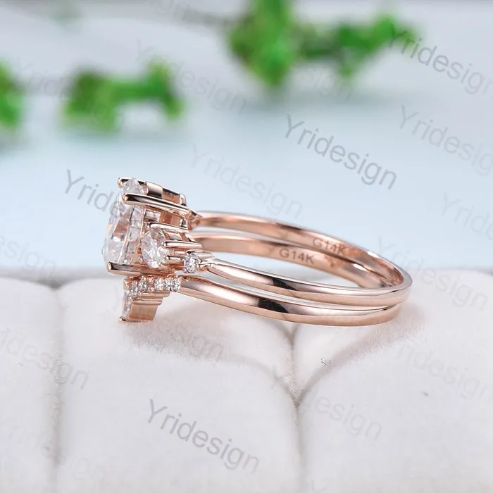 PENFINE Vintage Moissanite engagement ring set unique solid gold oval moissanite engagement ring women crown wedding band Bridal Promise ring Women Rings