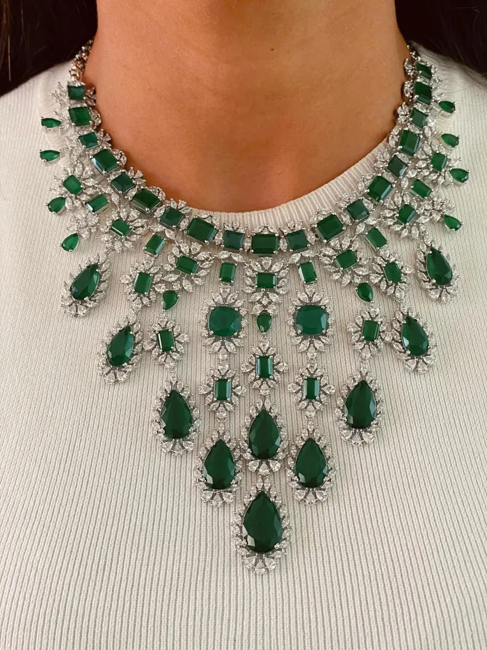 PRERTO ECOMMERCE PRIVATE LIMITED Necklaces Abbey Emerald Drops Necklace Set PRERTO ECOMMERCE PRIVATE LIMITED Necklaces Abbey Emerald Drops Necklace Set
