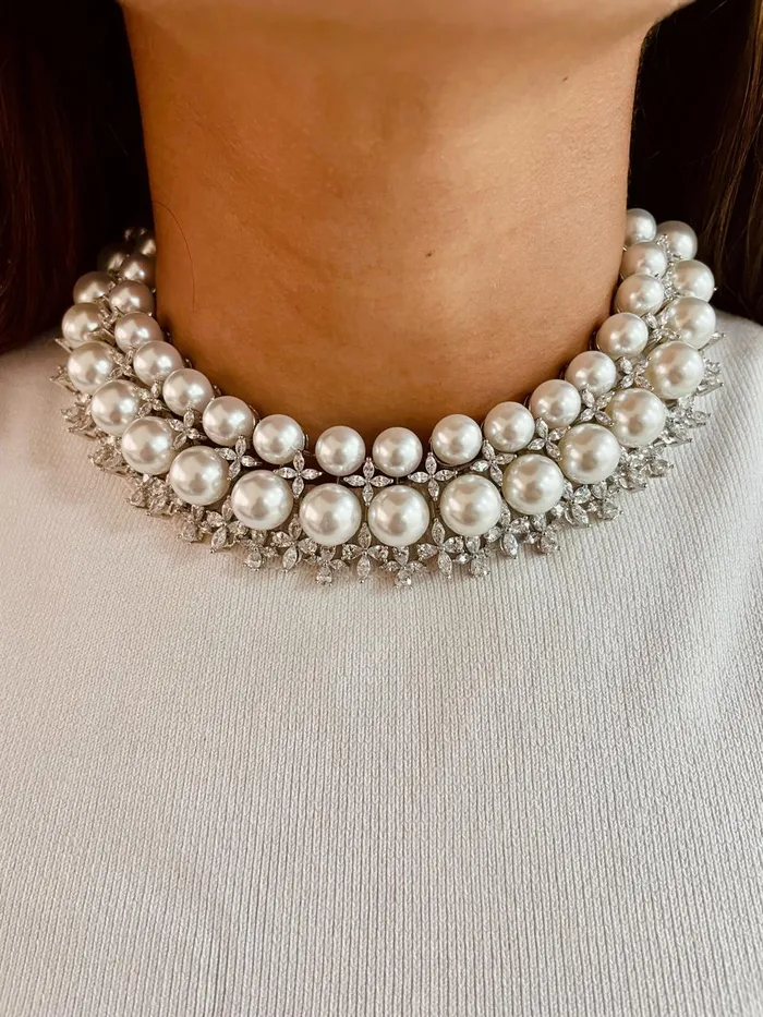 PRERTO ECOMMERCE PRIVATE LIMITED Necklaces Pearly Silver Dimonte Floret Necklace Set PRERTO ECOMMERCE PRIVATE LIMITED Necklaces Pearly Silver Dimonte Floret Necklace Set