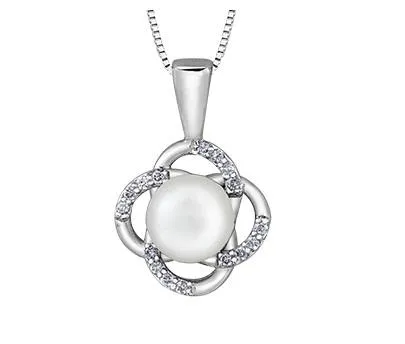Independent Jewellers Necklaces 10kt White Gold Pearl and Diamond Flower Pendant Independent Jewellers Necklaces 10kt White Gold Pearl and Diamond Flower Pendant