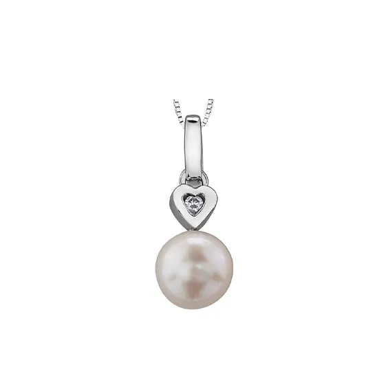 Necklaces 10kt White Gold Diamond and Pearl Pendant Forever Jewellery
