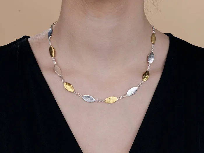 Necklaces GG SILVER CLS GURHAN Willow Sterling Silver SingleStrand Short Necklace 18mm Flakes Gold Accents Necklaces GG SILVER CLS GURHAN Willow Sterling Silver SingleStrand Short Necklace 18mm Flakes Gold Accents